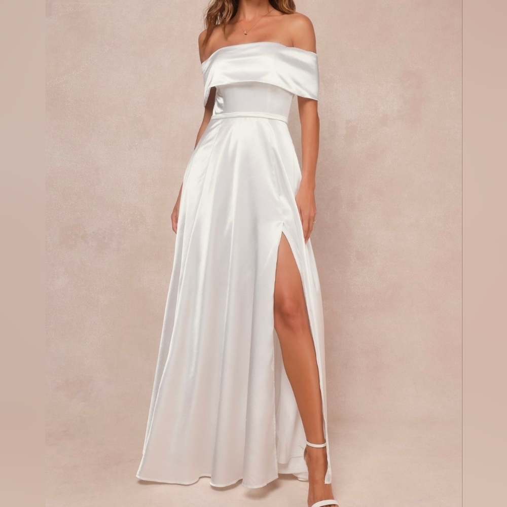Lulu's Strapless White Gown